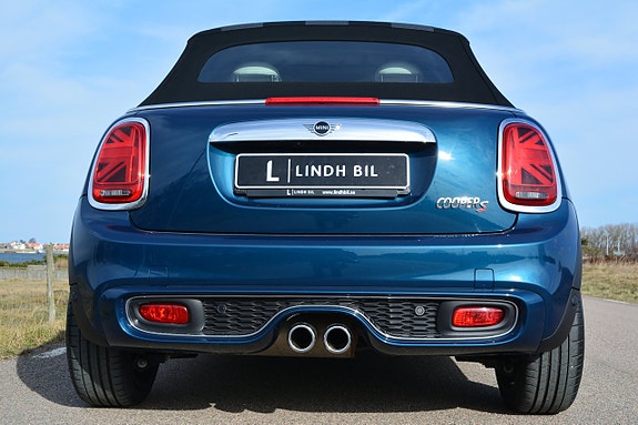 MINI Cooper S 9 of 30
