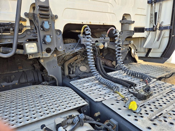 Scania R 450 A6x2NA 11 of 11