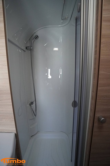 Knaus Sudwind 650 PEB, Långbäddar 15 of 18
