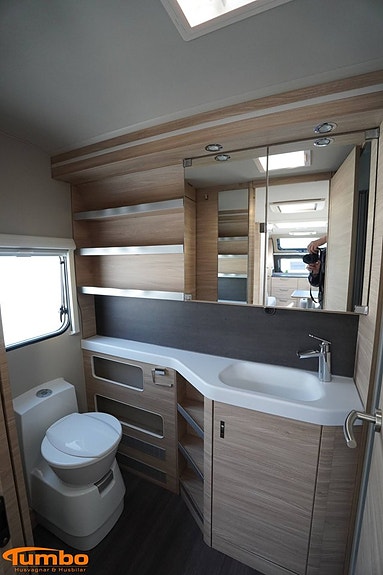 Knaus Sudwind 650 PEB, Långbäddar 13 of 18