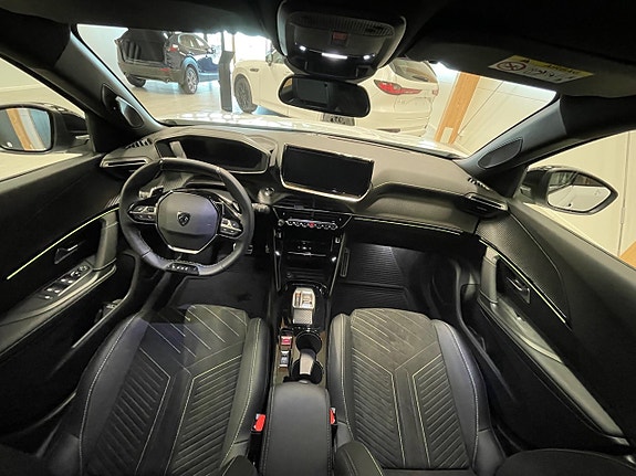 Peugeot 2008 9 of 19