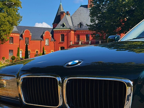 BMW 750i 20 of 21