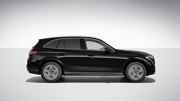 Mercedes-Benz GLC400 e 2 of 5