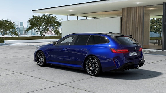 BMW M5 2 of 13