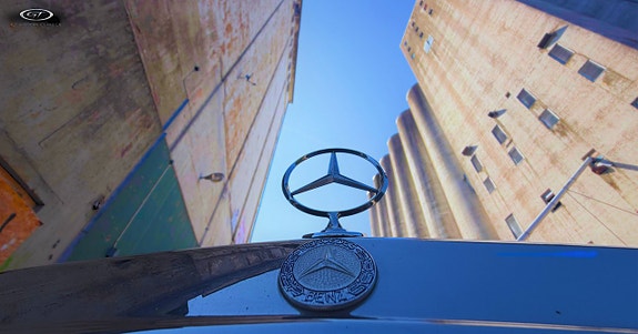 Mercedes-Benz E50 19 of 23