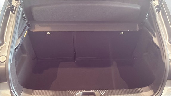 Renault Clio 10 of 26