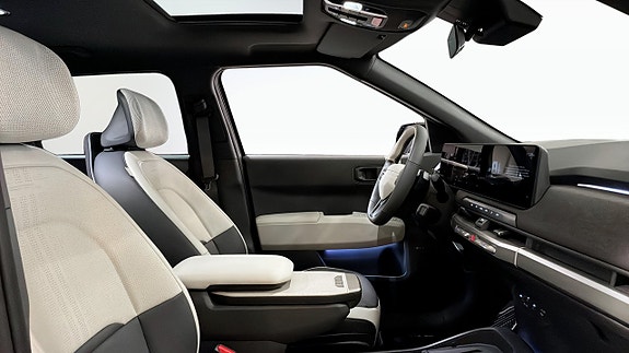 Kia EV3 3 of 5