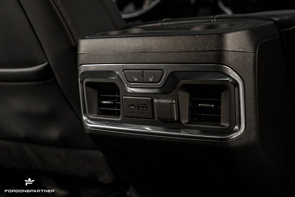Chevrolet Silverado 1500 30 of 30