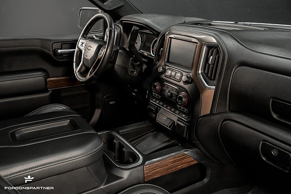 Chevrolet Silverado 1500 24 of 30