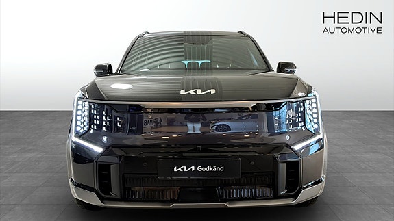 Kia EV9 8 of 13