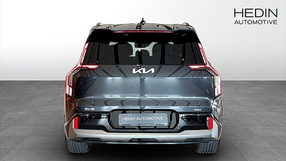 Kia EV9 7 of 11