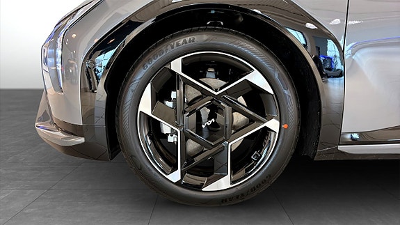 Kia EV4 9 of 10