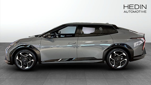 Kia EV4 6 of 10