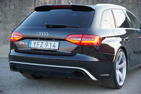 Audi RS4 14 of 28