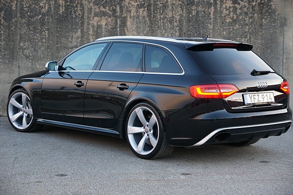 Audi RS4 5 of 5