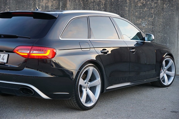 Audi RS4 13 of 28