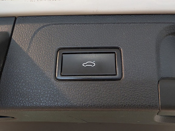 Volkswagen Passat 21 of 22