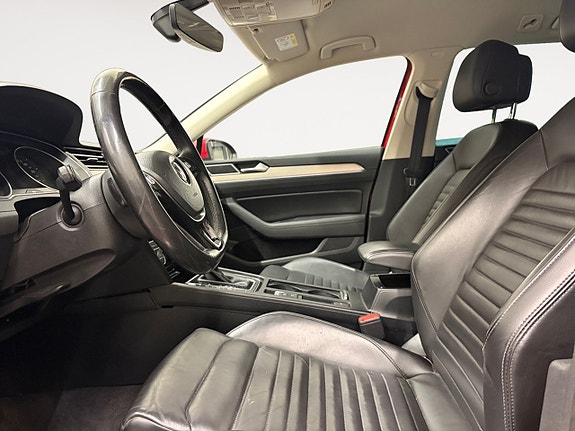 Volkswagen Passat 6 of 14