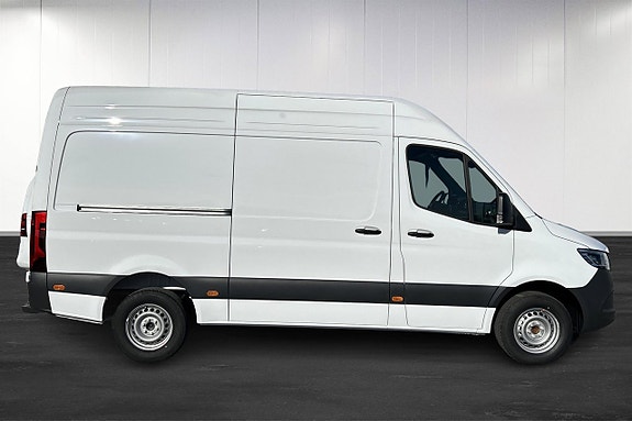 Mercedes-Benz Sprinter 317 3 of 9
