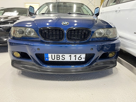BMW 330Ci 3 of 5