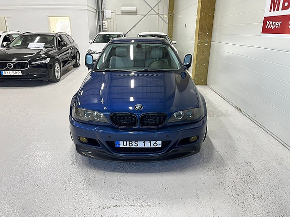 BMW 330Ci 2 of 5