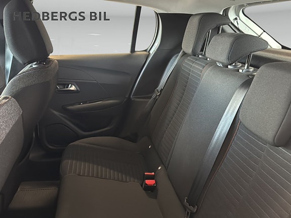 Peugeot 208 14 of 16
