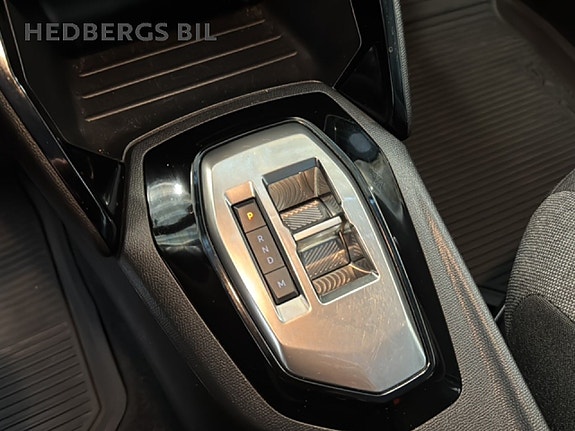 Peugeot 208 7 of 16