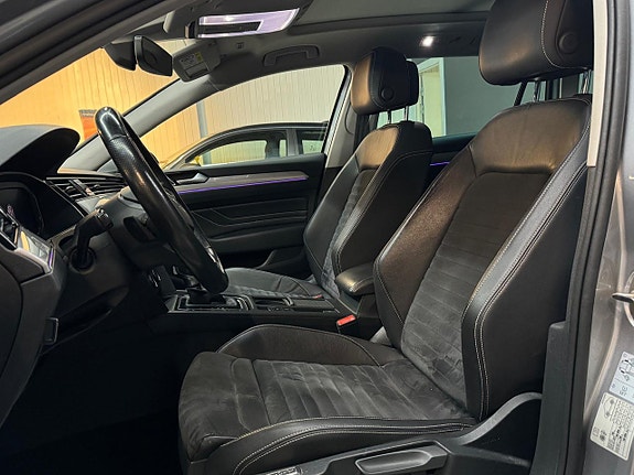 Volkswagen Passat 17 of 20