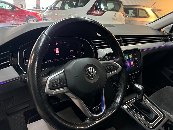 Volkswagen Passat 8 of 20