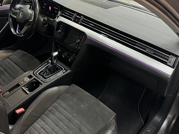 Volkswagen Passat 9 of 20