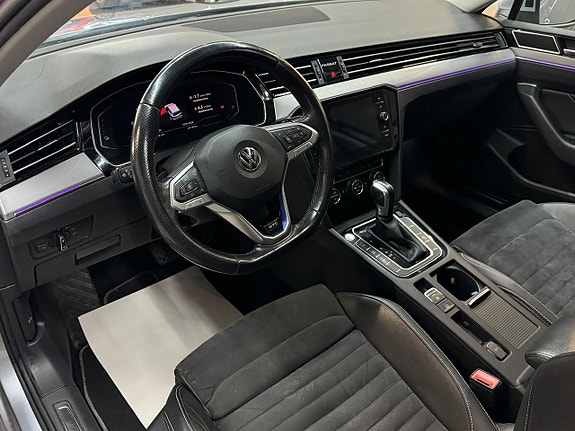 Volkswagen Passat 7 of 20