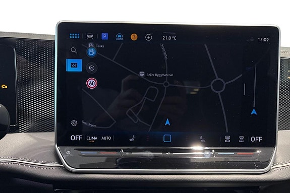 Volkswagen Passat 15 of 26