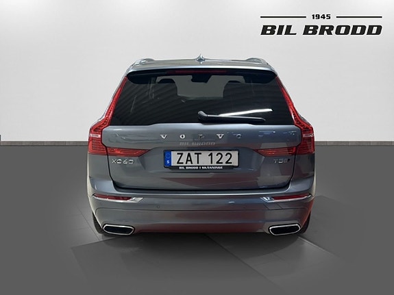 Volvo XC60 5 of 15