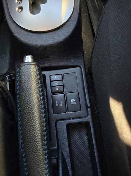 Toyota Yaris 10 of 13