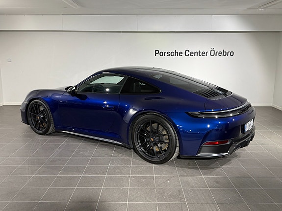 Porsche 911 Carrera 4 GTS 2 of 5