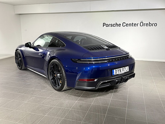 Porsche 911 Carrera 4 GTS 3 of 5