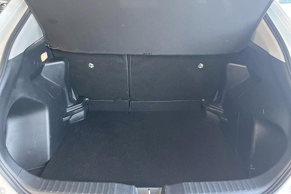 Toyota Yaris Cross 13 of 14