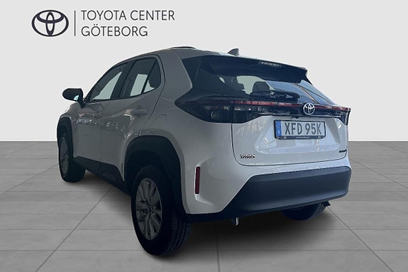 Toyota Yaris Cross 3 of 14