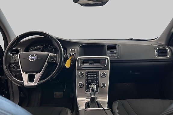 Volvo V60 11 of 22