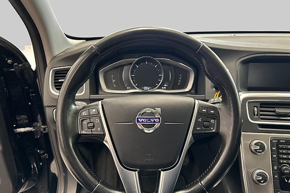 Volvo V60 18 of 22