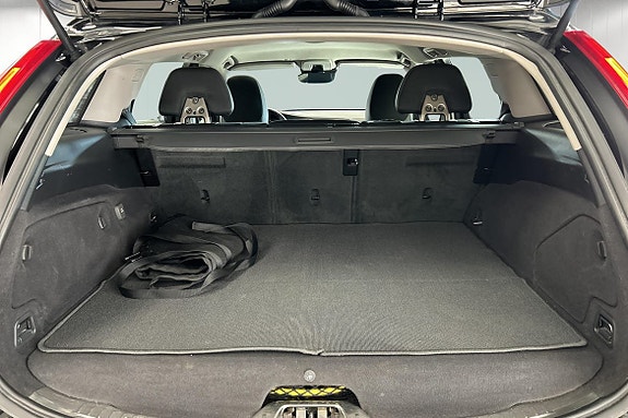 Volvo V60 9 of 22
