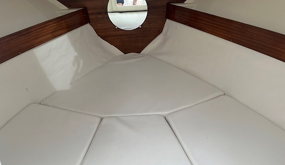 Jeanneau 755 Runabout-05 2 of 7