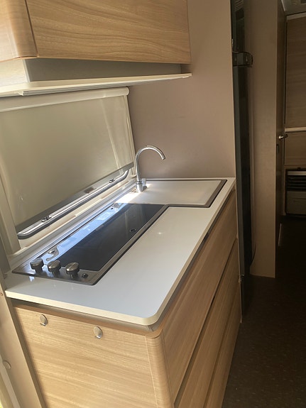 Adria Altea 552 pk barnkammare 5 of 6