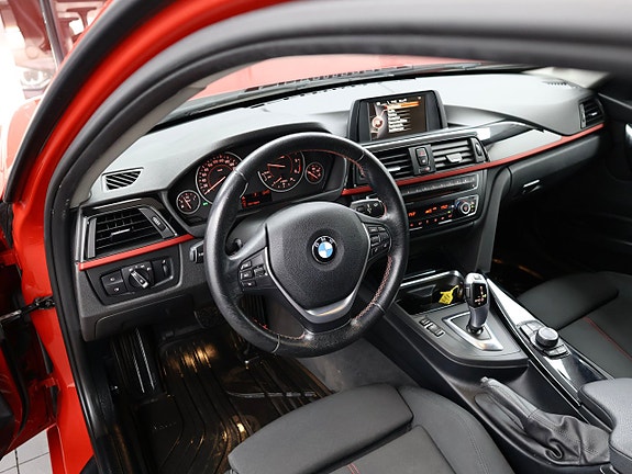 BMW 318d 12 of 26