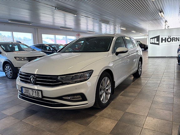 Volkswagen Passat 2 of 5