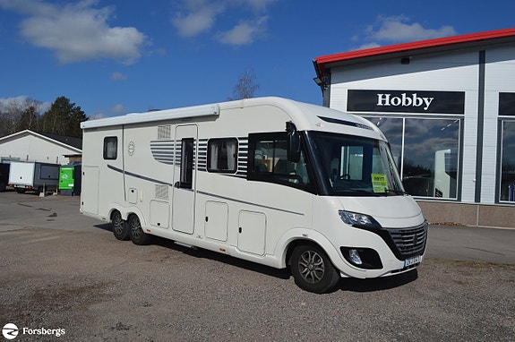 Pilote *Le Voyageur LV8.5CL Lyx husbilen / Queensbed, Hydraliska stödben