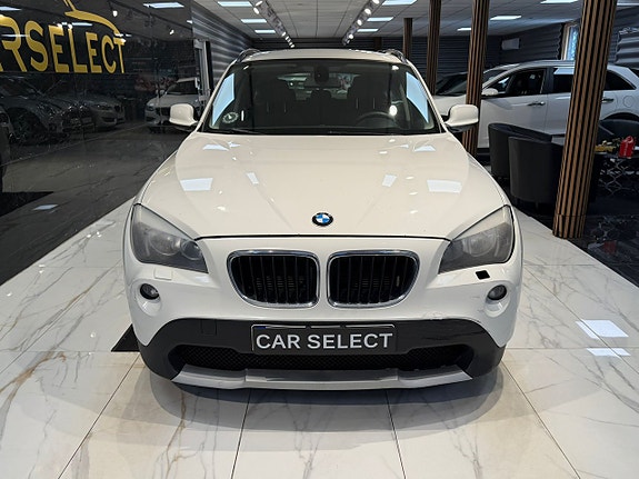 BMW X1 8 of 16