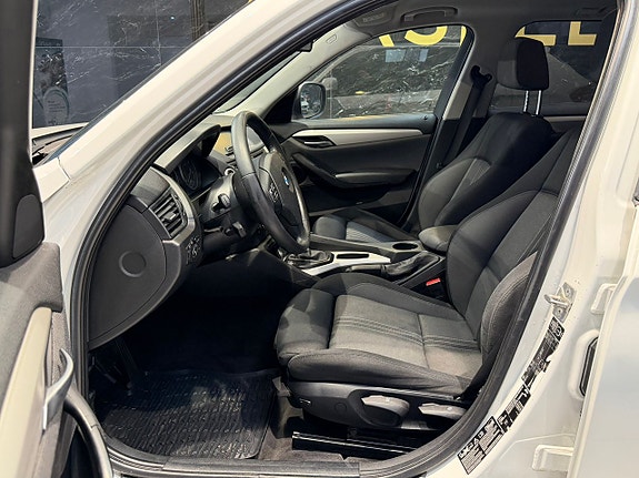 BMW X1 11 of 16