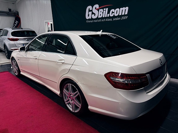 Mercedes-Benz E350 8 of 10