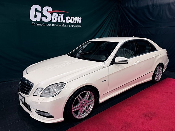 Mercedes-Benz E350 2 of 10